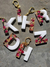 Customizable Resin Keychain with Preserved Roses and Gold Flakes