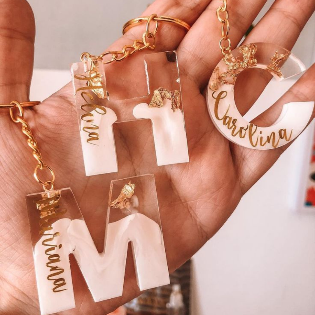 White Gold Elegance Custom Handmade Resin Letter Keychains – Personalized for Every Occasion